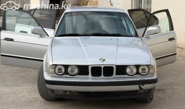 BMW 3 серии II (E30) 320i 2.0 MT