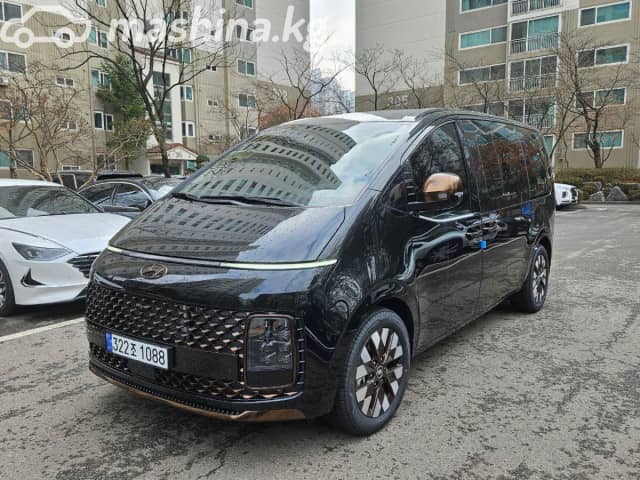 Hyundai Staria 2.2d AT