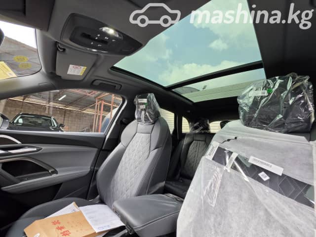 Audi Q5 III 40 TFSI 2.0 AMT 4WD