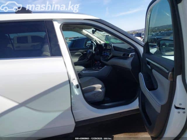 Toyota Highlander IV (U70) 2.5hyb AT 4WD