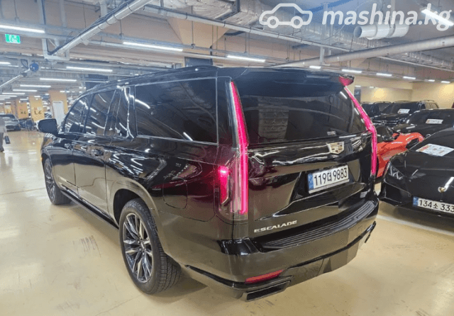 Cadillac Escalade V ESV 6.2 AT 4WD