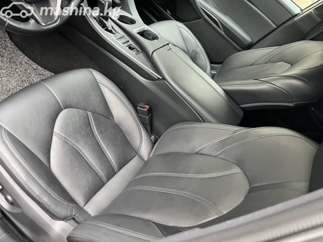 Toyota Avalon V 2.5hyb CVT