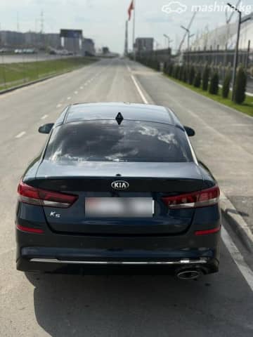 Kia K5 II 2.0 AT