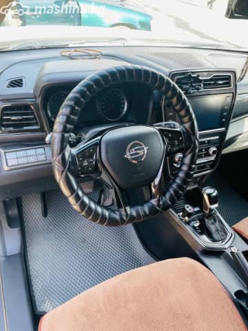 SsangYong Tivoli I Рестайлинг 1.5 AT