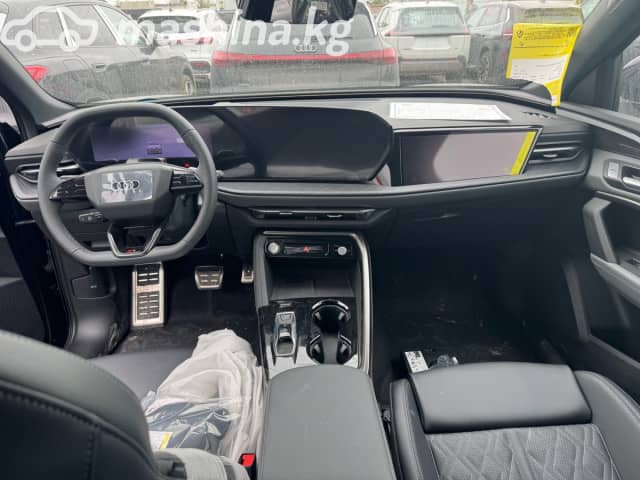 Audi Q5 III 40 TFSI 2.0 AMT 4WD