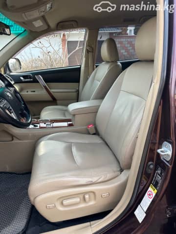 Toyota Highlander II (U40) Рестайлинг 3.5 AT 4WD
