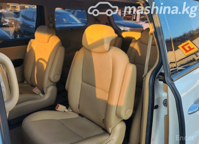 Kia Carnival III 2.2d AT