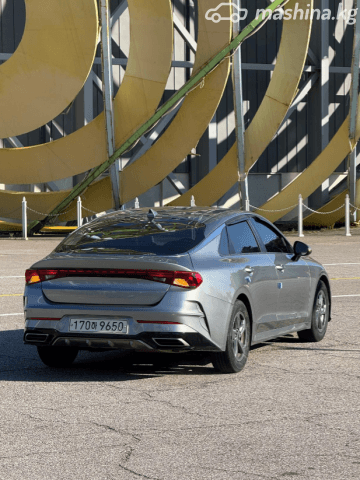 Kia K5 III LPi 2.0 AT