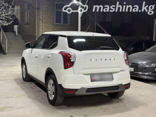 SsangYong Tivoli I Рестайлинг 1.5 AT