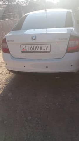 Skoda Rapid I Рестайлинг 1.6 MT