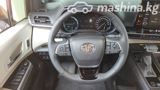 Toyota Sienna IV 2.5hyb AT 4WD