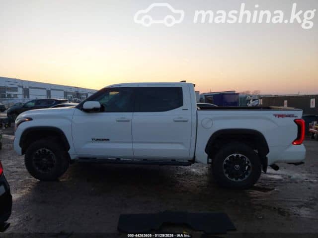 Toyota Tundra III CrewMax 3.5hyb AT 4WD