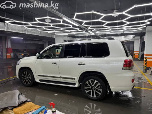 Toyota Land Cruiser 200 Series Рестайлинг 1 4.5d AT 4WD