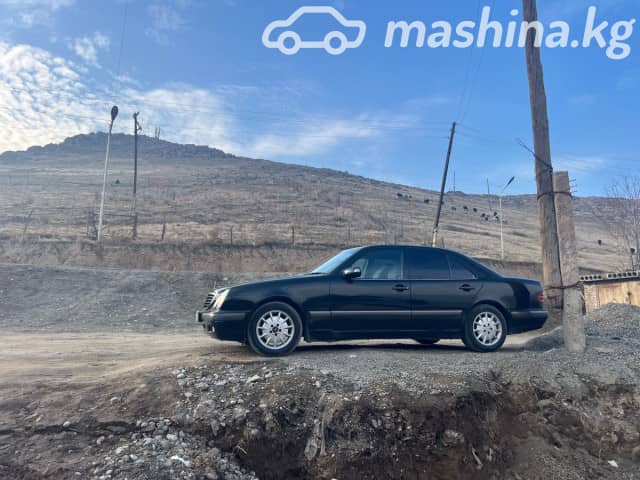 Mercedes-Benz E-Класс II (W210, S210) Рестайлинг 200 2.0 MT