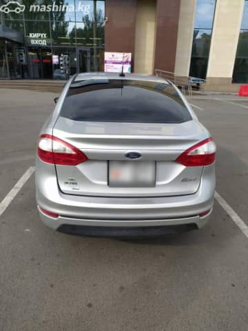Ford Fiesta Mk6 Рестайлинг 1.6 AMT