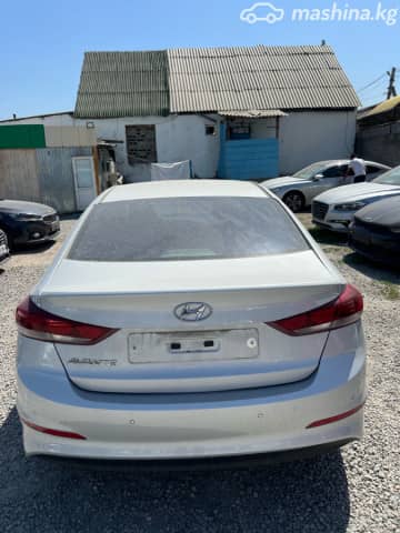 Hyundai Avante VI 1.6 AT