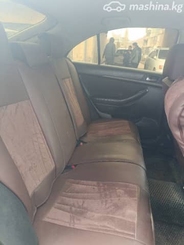 Toyota Avensis II 1.8 MT