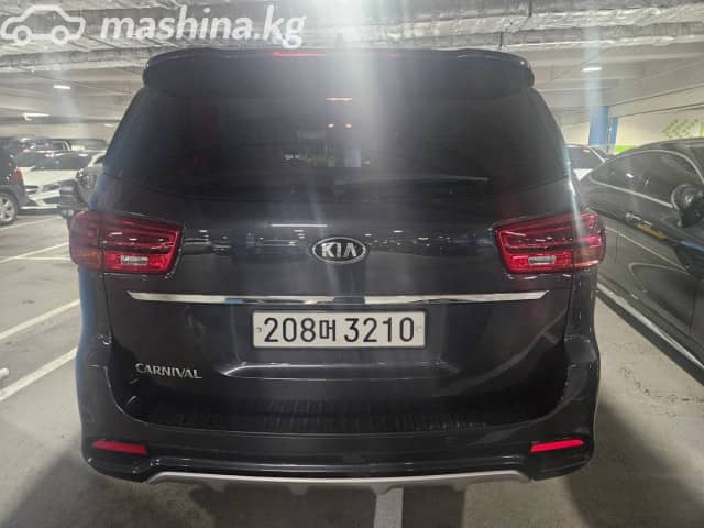 Kia Carnival III 2.2d AT