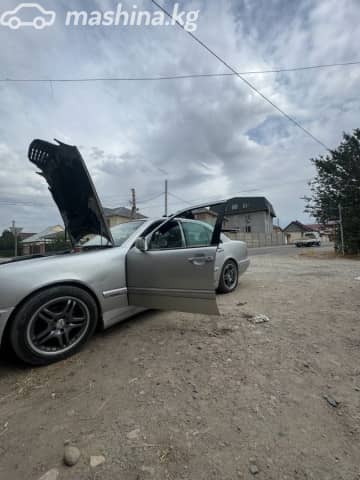 Mercedes-Benz E-Класс II (W210, S210) 240 2.4 MT