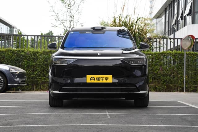 Aito M8 1.5hyb AT 4WD