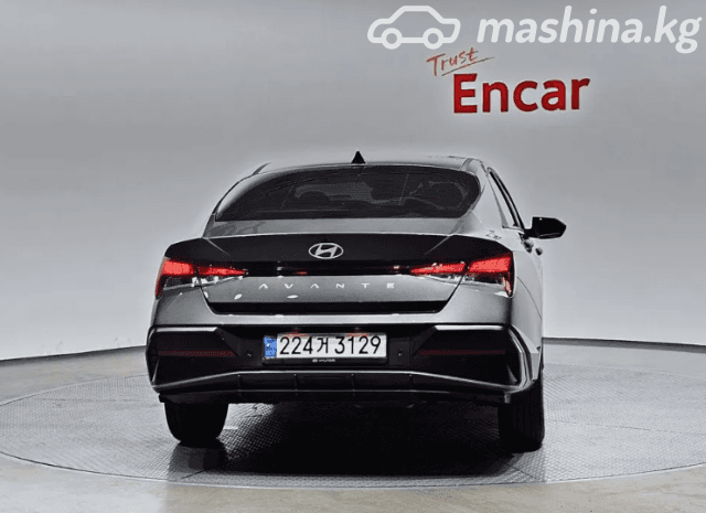 Hyundai Avante VII 1.6 CVT