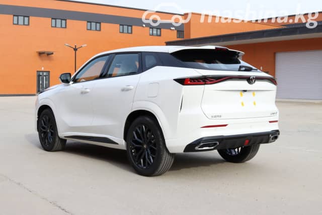 Changan UNI-Z iDD 1.5hyb CVT