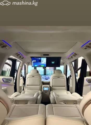 Lynk & Co 900 2.0hyb AT 4WD