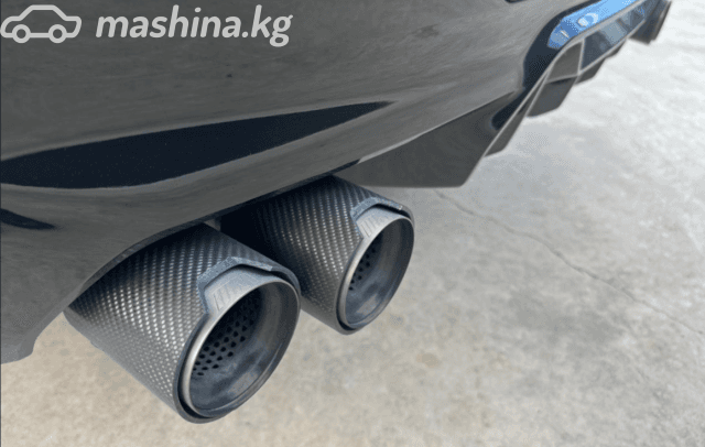 BMW M5 VI (F90) Рестайлинг 4.4 AT 4WD
