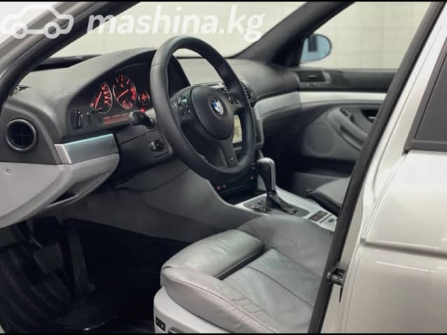 BMW 5 серии IV (E39) Рестайлинг 540i 4.4 AT