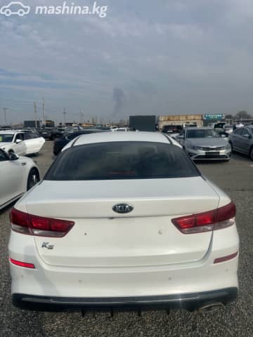 Kia K5 II 2.0 AT