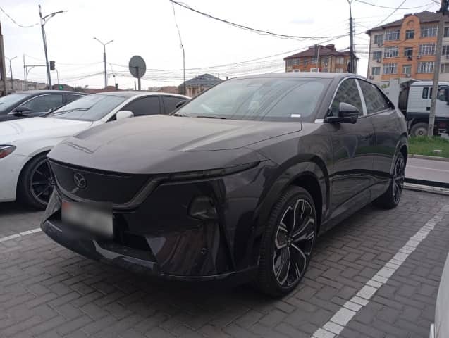 Mazda EZ-60 1.5hyb AT