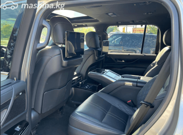 Lexus LX IV 600 3.5 AT 4WD
