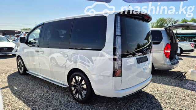 Hyundai Staria 3.5 AT