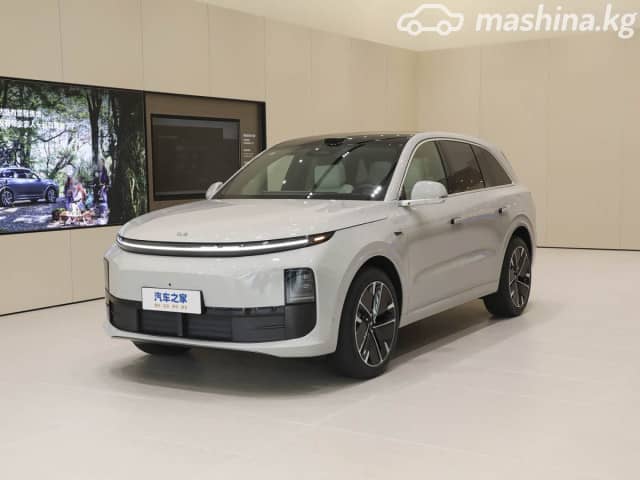 LiXiang L6 1.5hyb AT 4WD