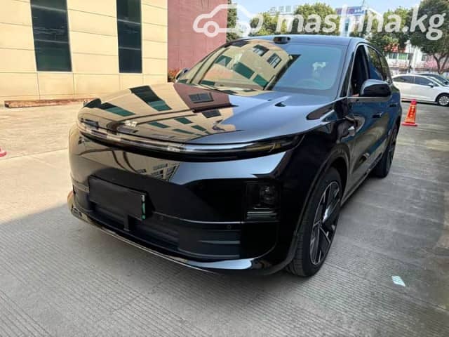 LiXiang L6 1.5hyb AT 4WD