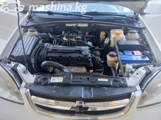 Chevrolet Lacetti 1.6 MT
