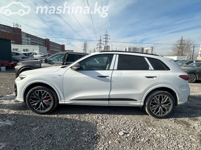 Audi Q5 III 40 TFSI 2.0 AMT 4WD