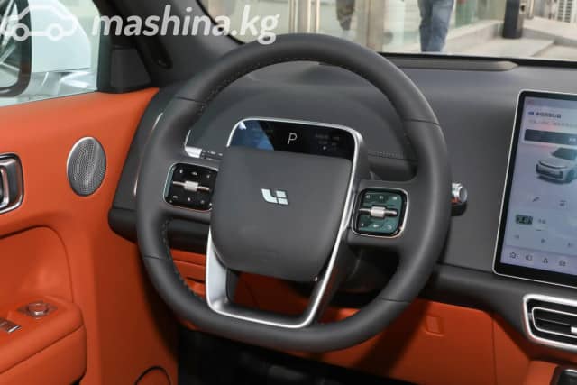 LiXiang L7 Рестайлинг 1.5hyb AT 4WD