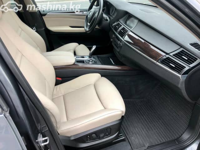BMW X5 II (E70) Рестайлинг 35i 3.0 AT 4WD