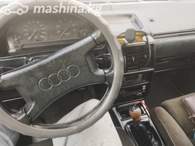 Audi 100 III (C3) 2.4 MT