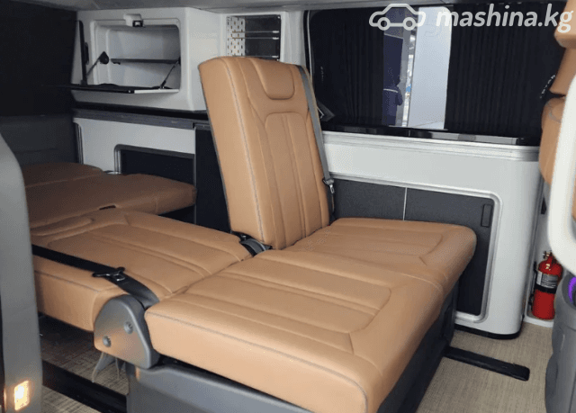 Hyundai Staria 2.2d AT
