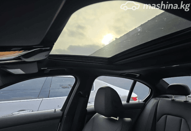 BMW 3 серии VII (G2x) 330i 2.0 AT