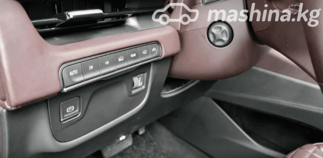 Cadillac Escalade V 6.2 AT 4WD