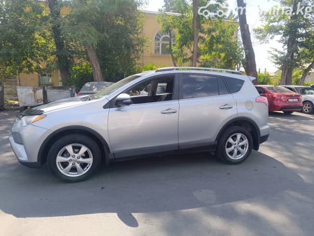 Toyota RAV4 IV (XA40) Рестайлинг 2.5 AT 4WD