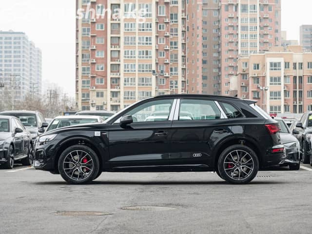 Audi Q5 II (FY) Рестайлинг 45 TFSI 2.0 AMT 4WD