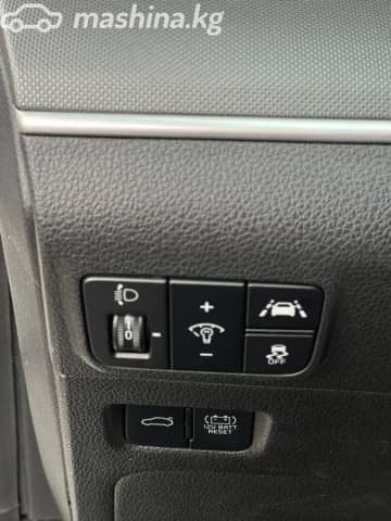 Kia K5 III 2.0hyb AT