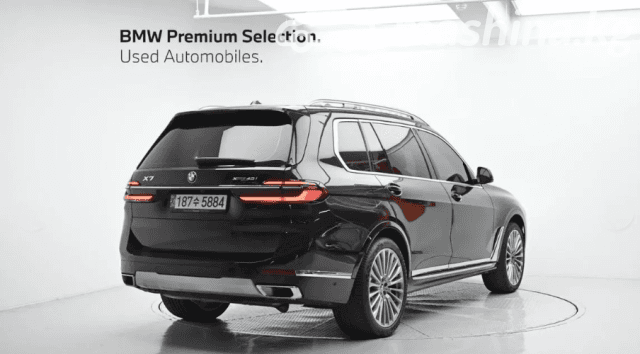 BMW X7 I (G07) Рестайлинг 40i 3.0 AT 4WD