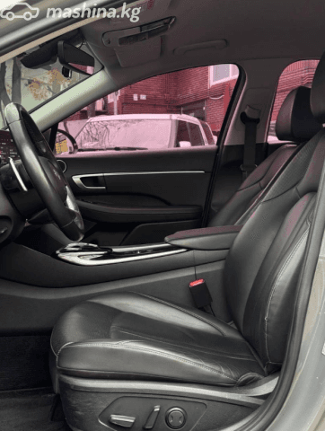 Hyundai Sonata VIII (DN8) 2.0 AT