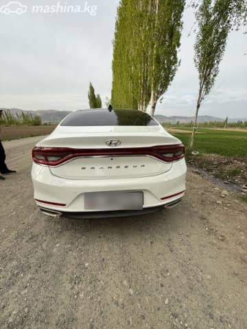 Hyundai Grandeur VI 3.0 AT