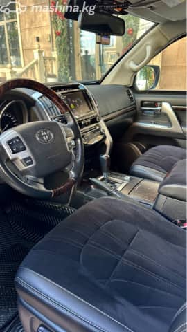 Toyota Land Cruiser 200 Series Рестайлинг 1 4.6 AT 4WD